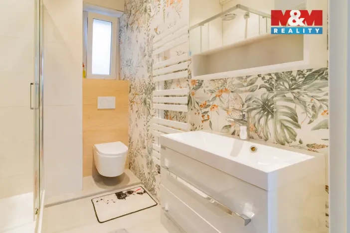 Prodej bytu 2+kk, Karlovy Vary - Rybáře, Rohová, 45 m2