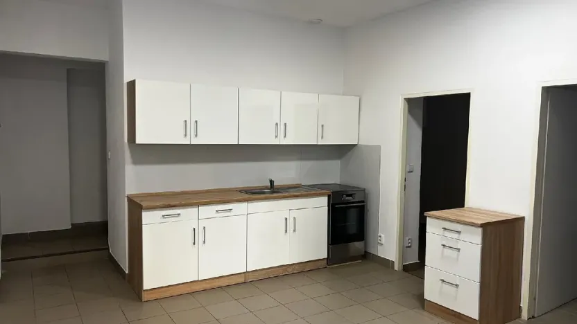 Pronájem kanceláře, Praha - Žižkov, Zelenky-Hajského, 70 m2