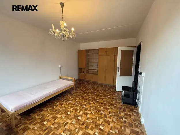 Pronájem bytu 1+kk, Praha - Modřany, Plevenská, 32 m2