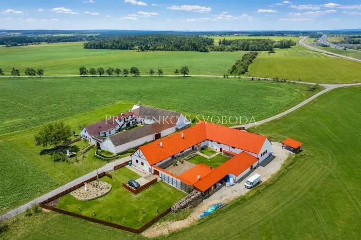 Prodej ubytování, Sedlečko u Soběslavě, 926 m2