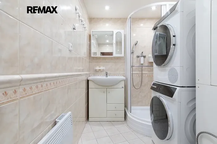 Prodej bytu 3+1, Horní Bříza, Jedlová, 61 m2