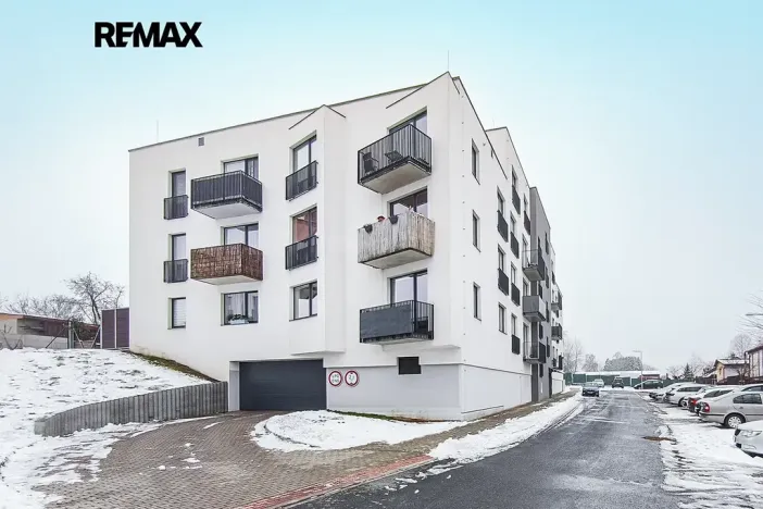 Pronájem bytu 1+kk, Plzeň, V Zahrádkách, 39 m2