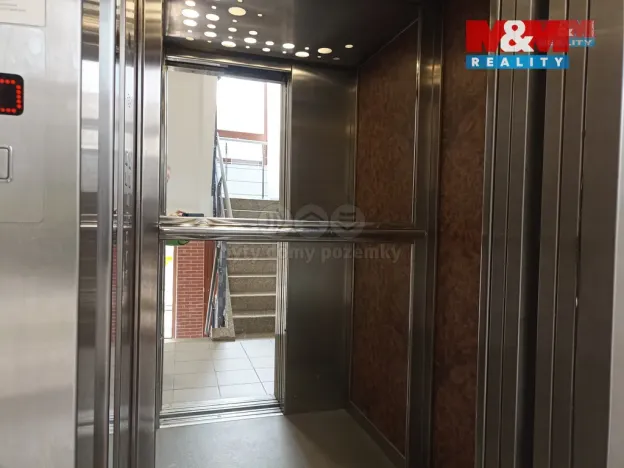 Pronájem bytu 2+1, Most, Jaroslava Seiferta, 63 m2