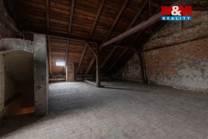 Prodej rodinného domu, Paskov, Náměstí, 205 m2