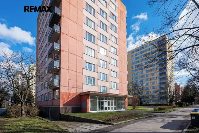 Prodej bytu 3+1, Praha - Malešice, Počernická, 72 m2