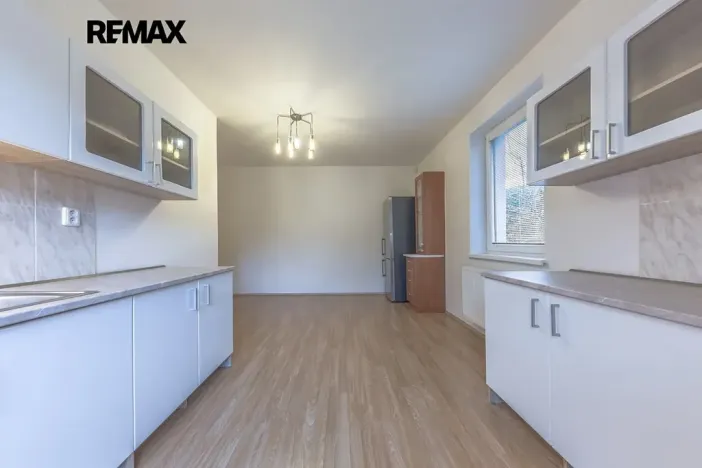 Pronájem bytu 4+1, Líbeznice, Nedvědova, 118 m2