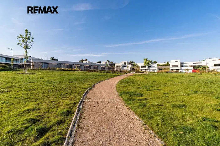 Prodej vily, Praha - Lysolaje, K Housličkám, 310 m2