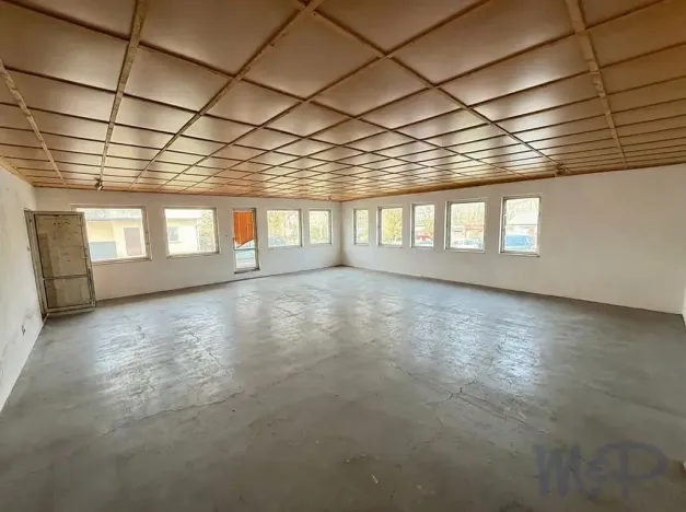 Prodej skladu, Jihlava, 350 m2
