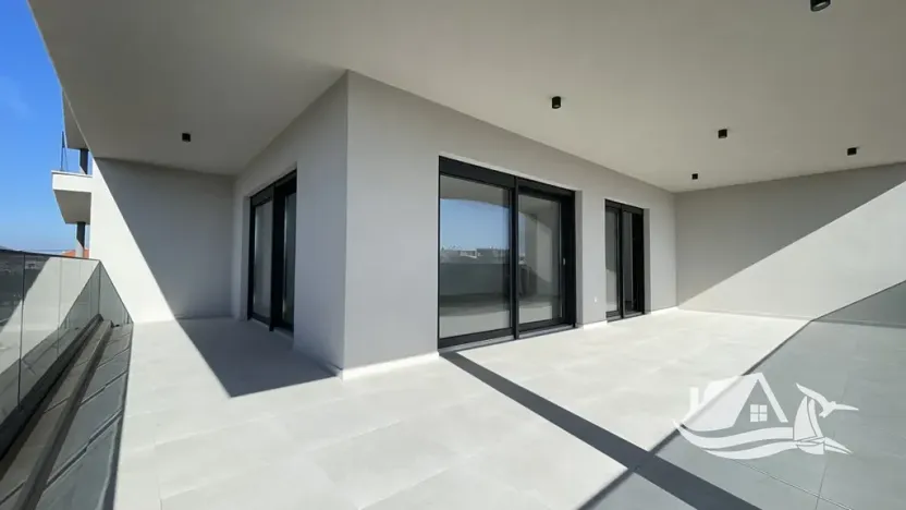 Prodej bytu 4+kk, Tribunj, Chorvatsko, 105 m2