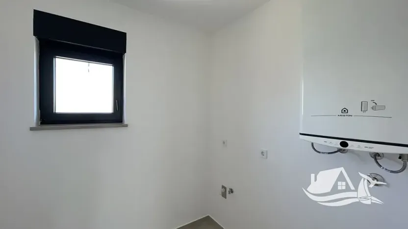 Prodej bytu 4+kk, Tribunj, Chorvatsko, 105 m2