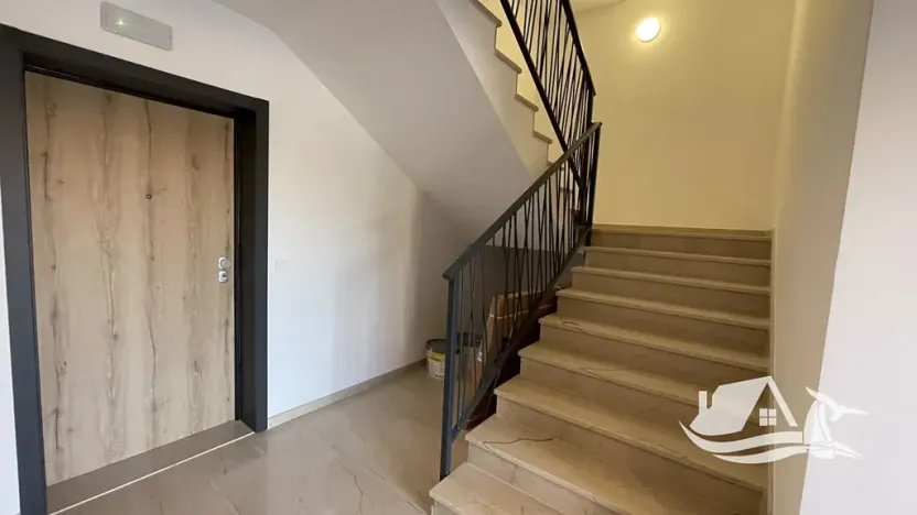 Prodej bytu 4+kk, Tribunj, Chorvatsko, 105 m2