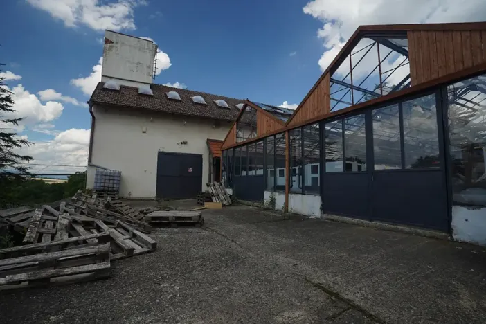 Prodej zemědělského objektu, Bžany, 1600 m2