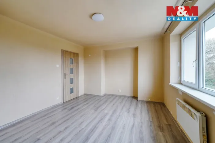 Prodej bytu 3+1, Mariánské Lázně - Úšovice, Ke Kasárnům, 63 m2