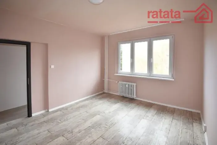 Pronájem bytu 2+1, Kadaň, Chomutovská, 56 m2