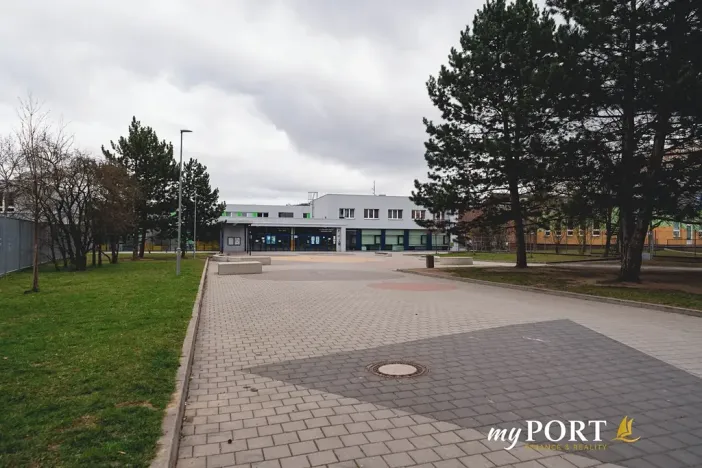 Prodej bytu 3+1, Plzeň, Zábělská, 67 m2