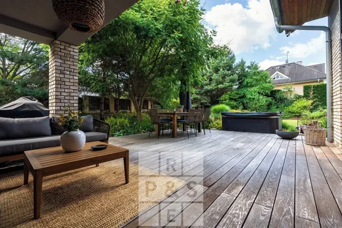 Prodej rodinného domu, Průhonice, Pod Valem II., 243 m2