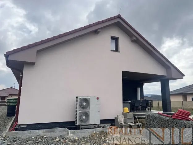 Prodej rodinného domu, Hradec, 121 m2