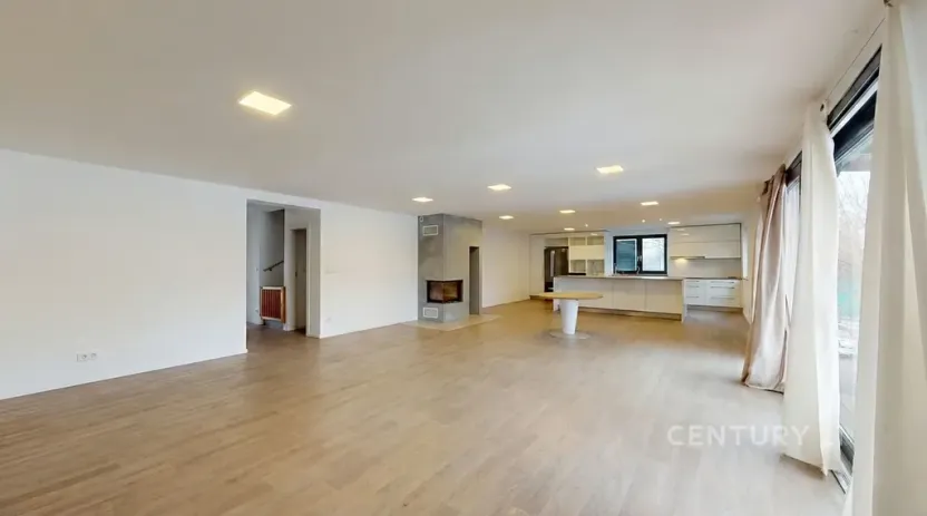 Prodej rodinného domu, Ivaň, 319 m2