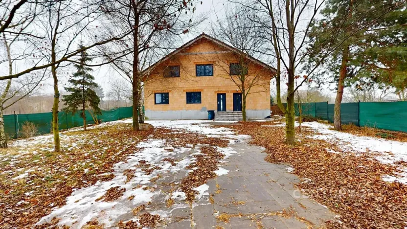 Prodej rodinného domu, Ivaň, 319 m2