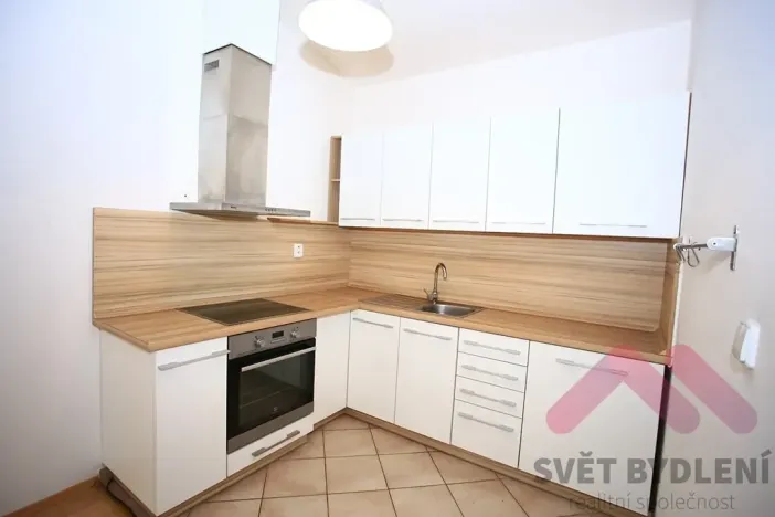 Pronájem bytu 2+kk, Praha - Žižkov, Jeseniova, 52 m2