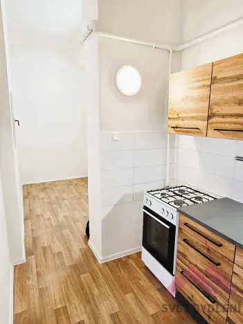 Pronájem bytu 2+1, Praha - Žižkov, Ambrožova, 55 m2