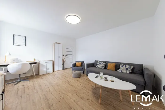 Prodej bytu 2+1, Příkazy, 56 m2