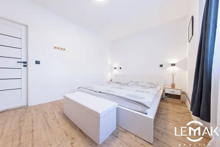 Prodej bytu 2+1, Příkazy, 56 m2