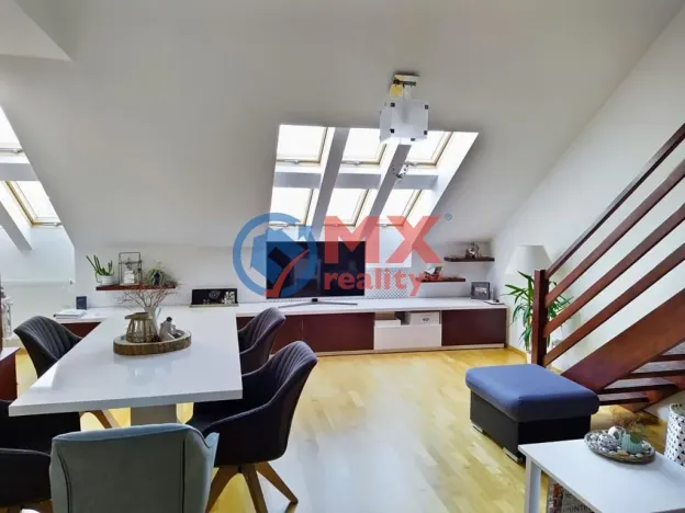 Pronájem bytu 3+kk, Praha - Holešovice, Ortenovo náměstí, 85 m2