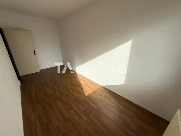 Pronájem bytu 2+1, Orlová, Karla Dvořáčka, 44 m2