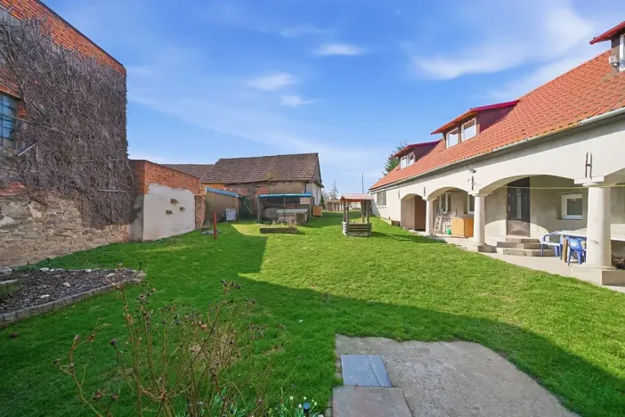 Prodej rodinného domu, Hvozd, 216 m2