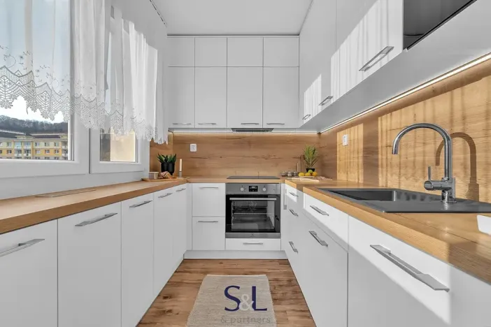 Prodej bytu 3+1, Ústí nad Labem, Peškova, 81 m2