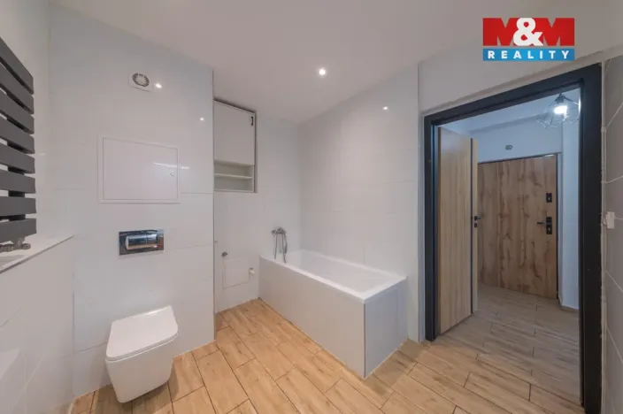 Prodej bytu 3+1, Karviná - Nové Město, tř. Osvobození, 71 m2