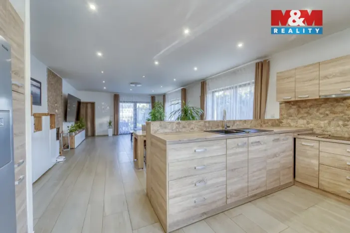 Prodej rodinného domu, Tymákov, 154 m2