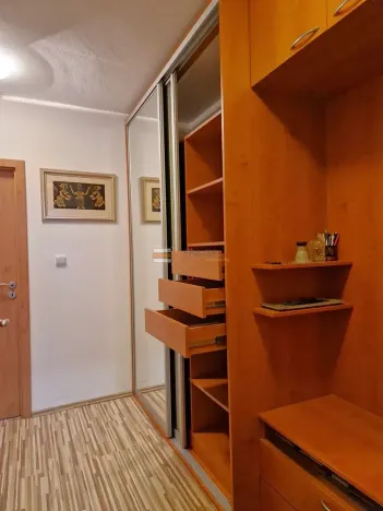 Pronájem bytu 2+kk, Praha - Stodůlky, Neustupného, 43 m2