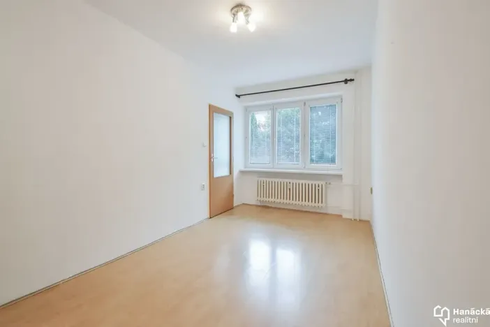 Pronájem bytu 3+1, Olomouc, Zamykalova, 82 m2