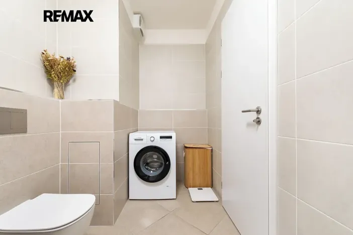 Pronájem bytu 3+kk, Praha - Hloubětín, U Elektry, 80 m2