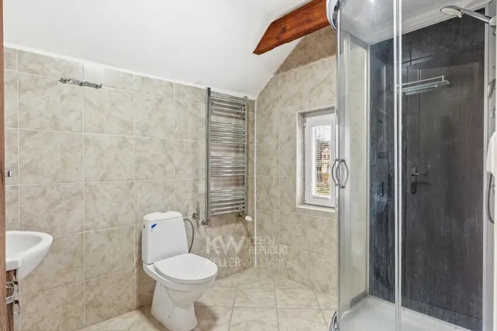 Prodej obchodního prostoru, Milíkov, 420 m2