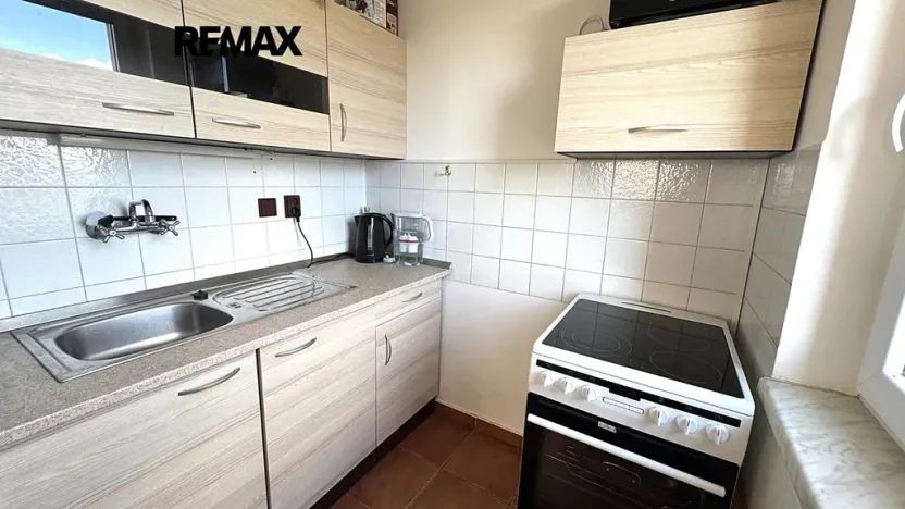 Pronájem bytu 2+kk, Břeclav, Nádražní, 43 m2