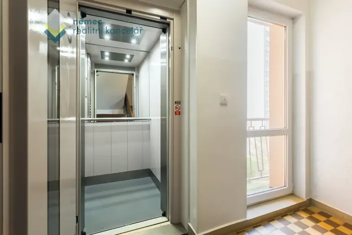 Prodej bytu 2+1, Praha - Strašnice, Sečská, 69 m2