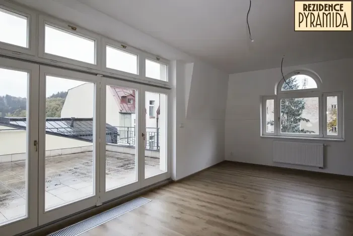 Prodej bytu 4+kk, Mariánské Lázně, Ruská, 110 m2