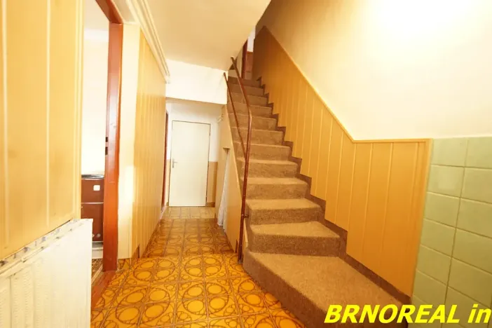 Prodej rodinného domu, Želeč, 237 m2