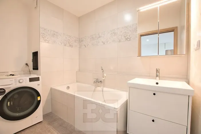 Pronájem bytu 3+kk, Praha - Braník, Novodvorská, 71 m2