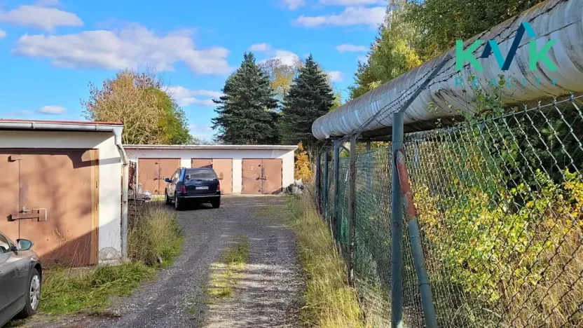 Prodej garáže, Karlovy Vary, 120 m2