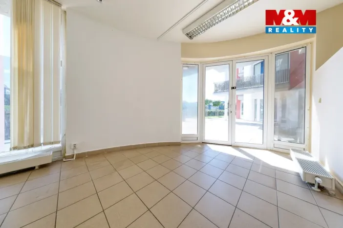 Pronájem obchodního prostoru, Písek, Čechova, 53 m2