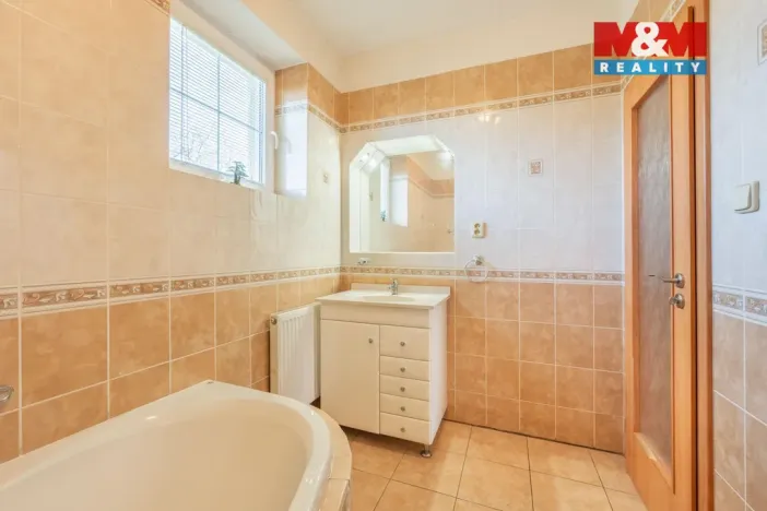 Prodej rodinného domu, Kamenná Lhota, 192 m2