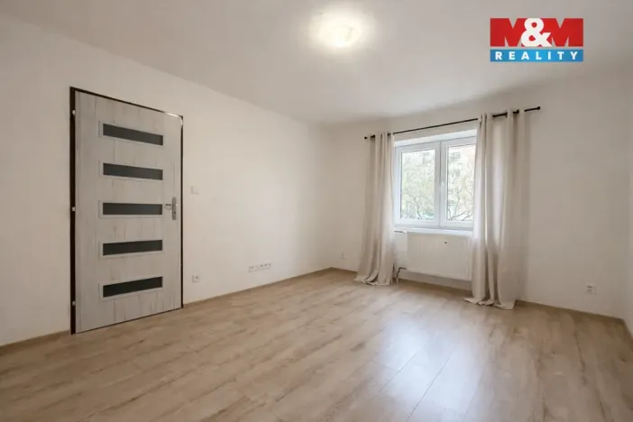 Pronájem bytu 1+1, Kladno, Sokolovská, 28 m2