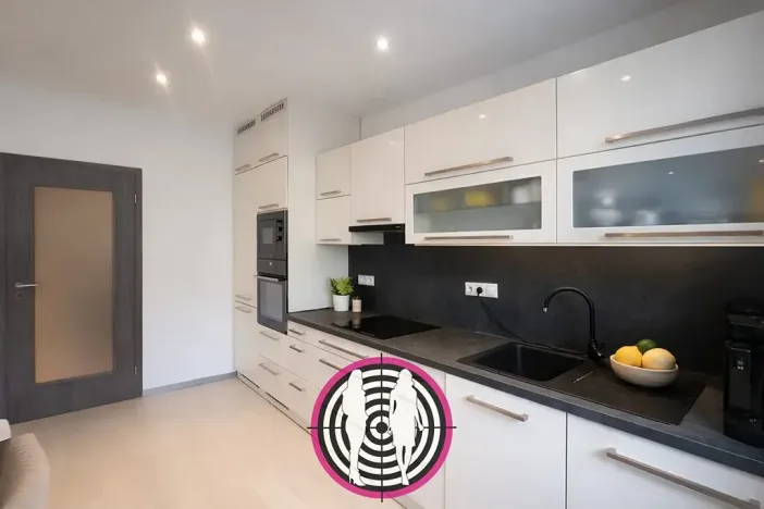 Pronájem bytu 2+kk, Praha - Vršovice, Jerevanská, 62 m2