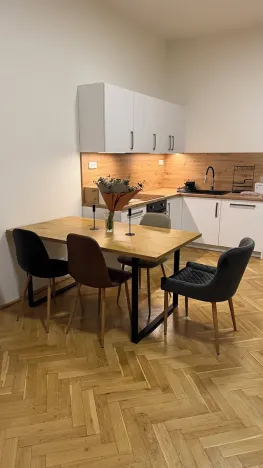 Pronájem bytu 2+kk, Praha - Vinohrady, Nitranská, 60 m2