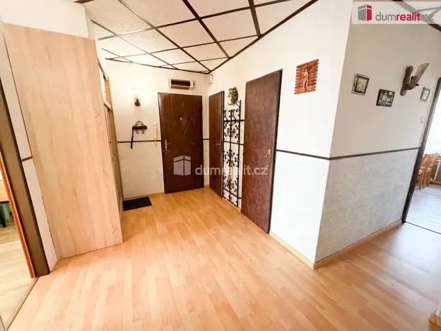 Prodej bytu 3+1, Chotětov, Palackého, 85 m2