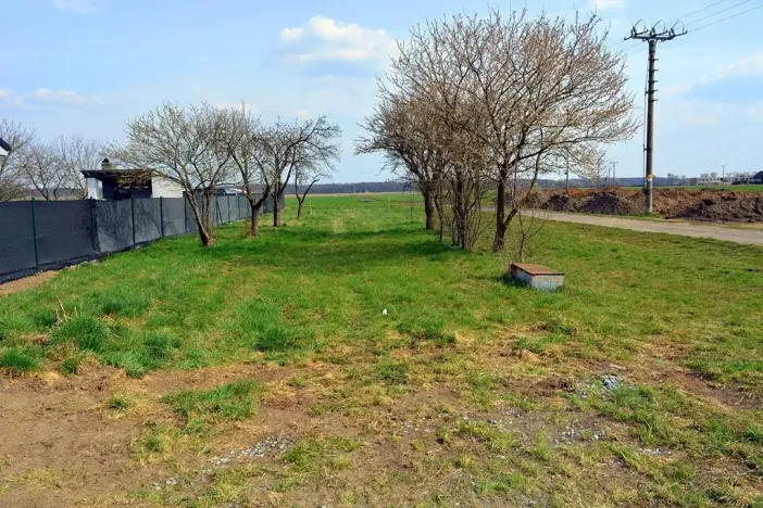 Prodej pozemku pro bydlení, Záříčí, 901 m2